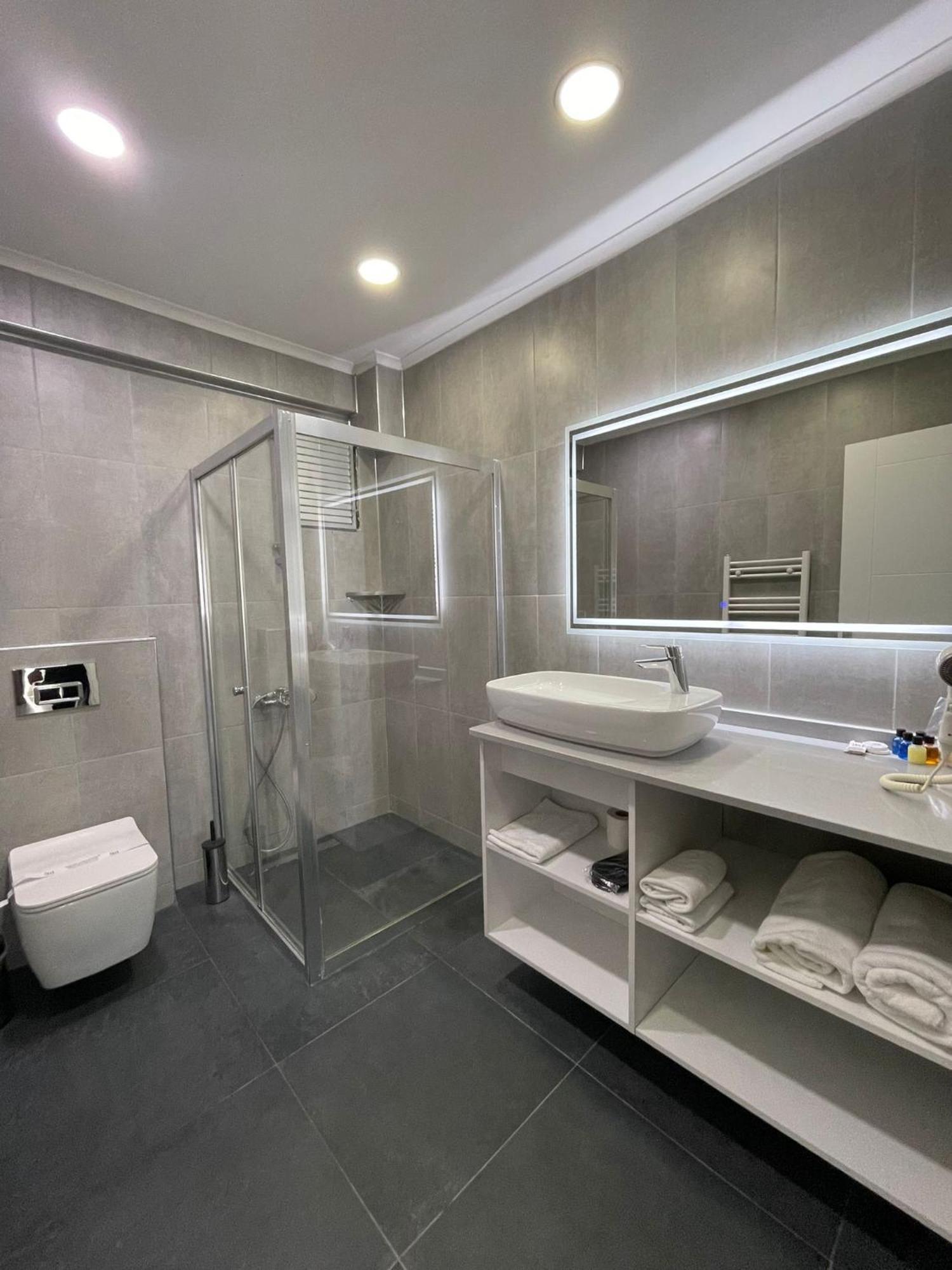 On4 Rooms & Suites Istambul Extérieur photo